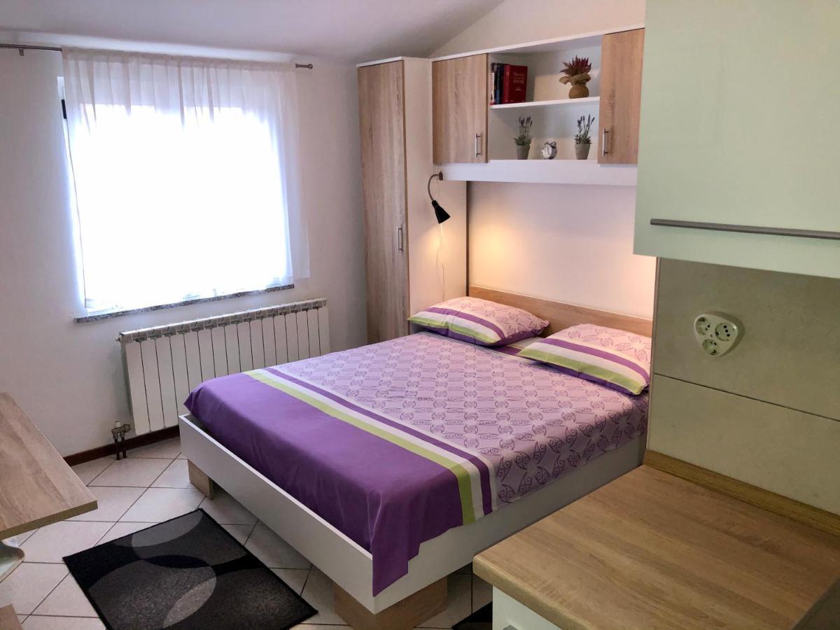 Guest House Renata Plomin Extérieur photo